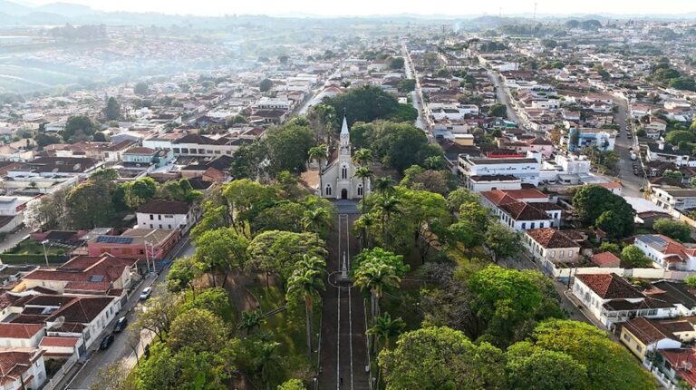 Guaranésia: A Cidade que Rejeitou a Correria do Mundo Moderno