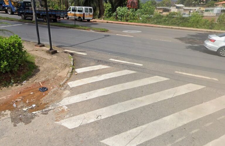 Motociclista Fica Ferido em Colisão com Carro em Belo Horizonte