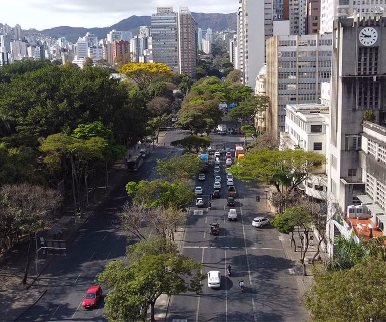 Belo Horizonte Recebe R$ 500 Milhões do BNDES para Projetos de Adaptação Climática Belo Horizonte Recebe R$ 500 Milhões do BNDES para Projetos de Adaptação Climática