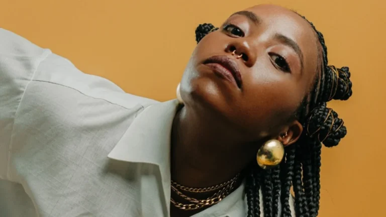 Núbia traz o reggae maranhense para o palco de Belo Horizonte com energia única