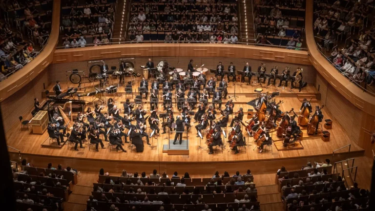 Temporada 2027 da Filarmônica de Minas Gerais traz homenagem a Beethoven e nova identidade visual
