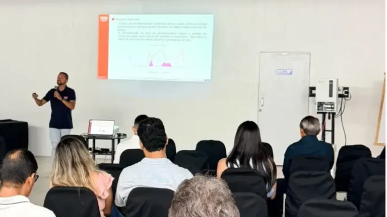 Solis promove roadshow gratuito em Belo Horizonte para debater energia solar e armazenamento