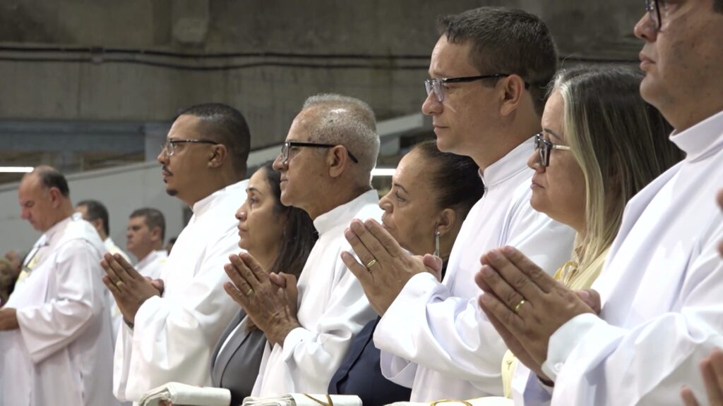 Dez Novos Diáconos São Ordenados pela Arquidiocese de Belo Horizonte