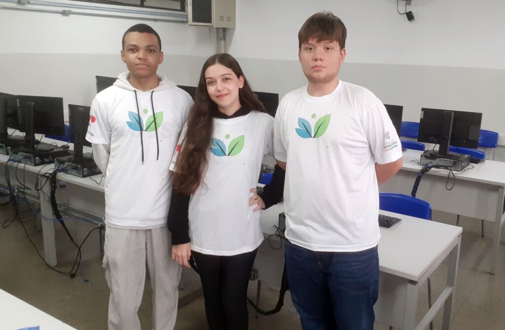 Estudantes de Guarulhos Brilham na Feira Brasileira de Ciência e Engenharia Estudantes de Guarulhos Brilham na Feira Brasileira de Ciência e Engenharia