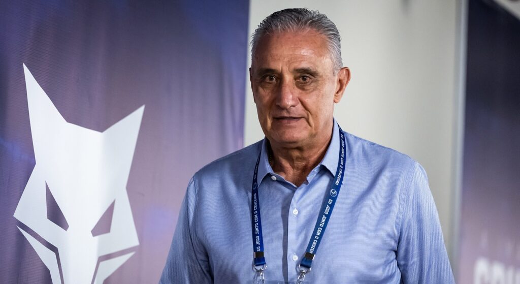 Tite Celebra Vitória do Cruzeiro na Semifinal do Campeonato Mineiro: 'Vitória Consistente'