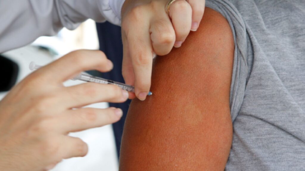 Uberlândia Inicia Vacinação Contra Chikungunya com 1,8 Mil Casos Confirmados