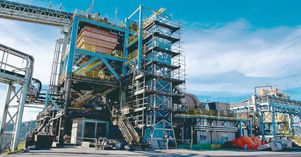 AngloGold Retoma Mina com Alta do Ouro; Indústria Cresce, Mas Confiança Permanece Baixa
