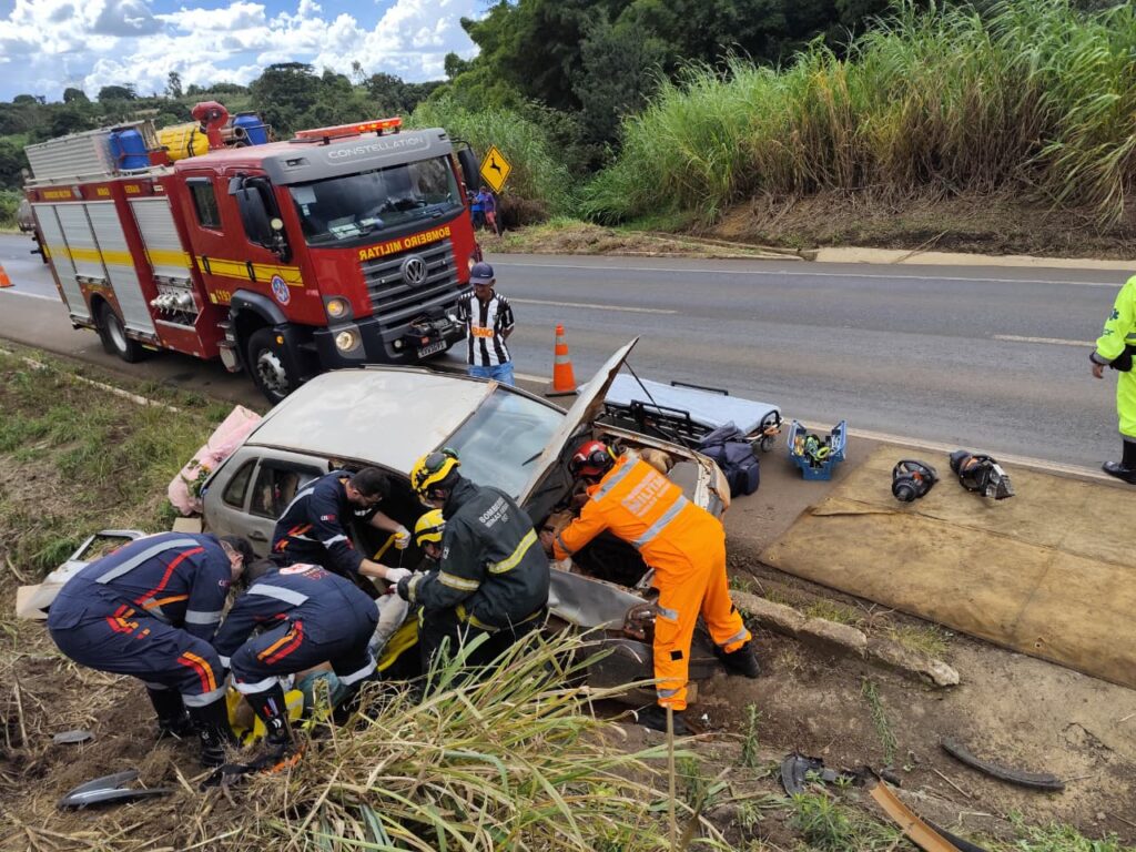 Idoso de 79 Anos Fica Ferido em Acidente na BR-365 em MG: Saiba os Detalhes