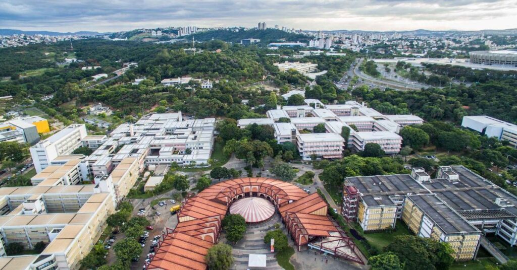 Minas Gerais Destaca-se com Quatro Universidades entre as Dez Mais Empreendedoras do Brasil
