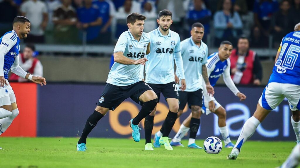 Retrospecto do Grêmio contra o Cruzeiro em Minas Gerais: O Que Esperar? Retrospecto do Grêmio contra o Cruzeiro em Minas Gerais: O Que Esperar?