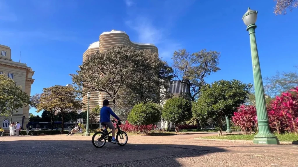 Descubra os Cenários de Belo Horizonte que Brilham no Cinema Nacional