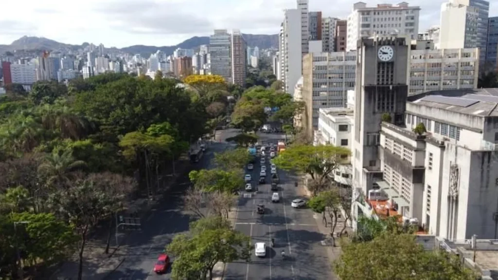 Belo Horizonte terá semana de céu aberto com temperaturas elevadas e baixa umidade
