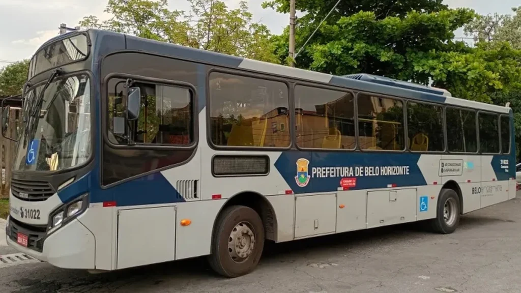 Prefeitura de Belo Horizonte mantém 281 multas a consórcios de ônibus em meio a críticas de passagei