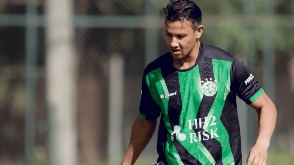 Ídolo do Cruzeiro brilha e leva 1º de Abril à final do Futebol League em BH