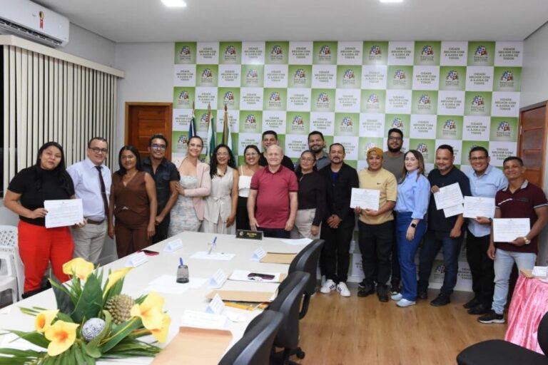 Novos Membros do Conselho Cultural de Santana São Empossados para o Biênio 2025-2027 Imagem do artigo