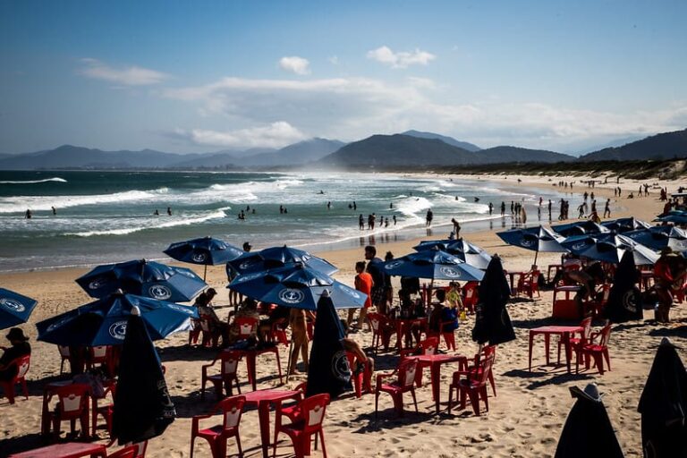 Como a Nova Onda de Turistas Estrangeiros Está Transformando Florianópolis Imagem do artigo