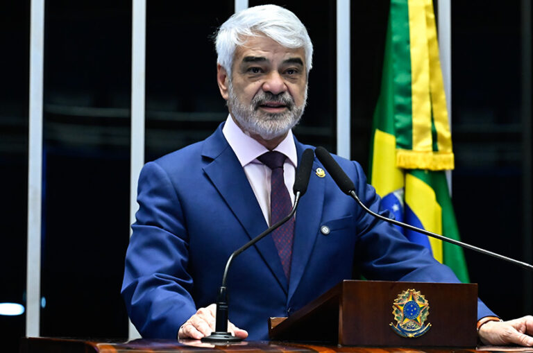 Humberto Costa Celebra Avanços Econômicos em Pernambuco Através de Programas Federais Imagem do artigo
