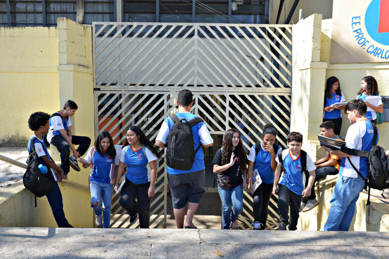 Frequência Escolar em SP Atinge Níveis Recordes: 258 Mil Alunos Presentes Todos os Dias