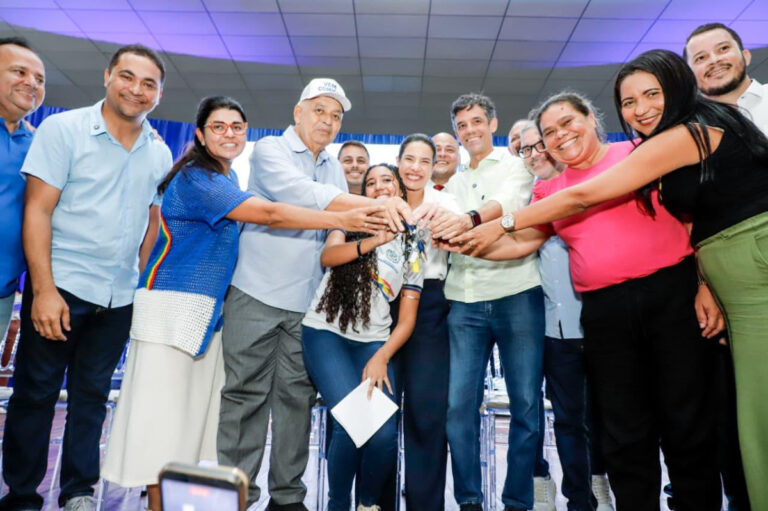 Governo de Pernambuco Expande Transporte Escolar em Paulista com Novos Ônibus