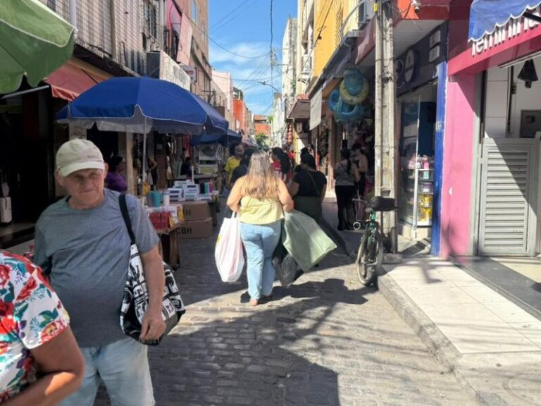 Horários de Funcionamento no Natal em Recife e Região Metropolitana: O Que Abrirá e Fechará