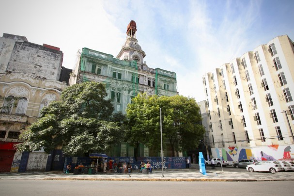 Recife Revitaliza Patrimônio Histórico com Restauro do Diário de Pernambuco Recife Revitaliza Patrimônio Histórico com Restauro do Diário de Pernambuco