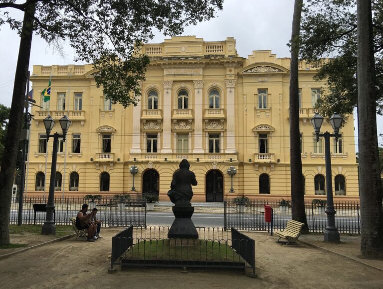 Candidatos ao Governo de Pernambuco: Expectativas para as Eleições de 2026