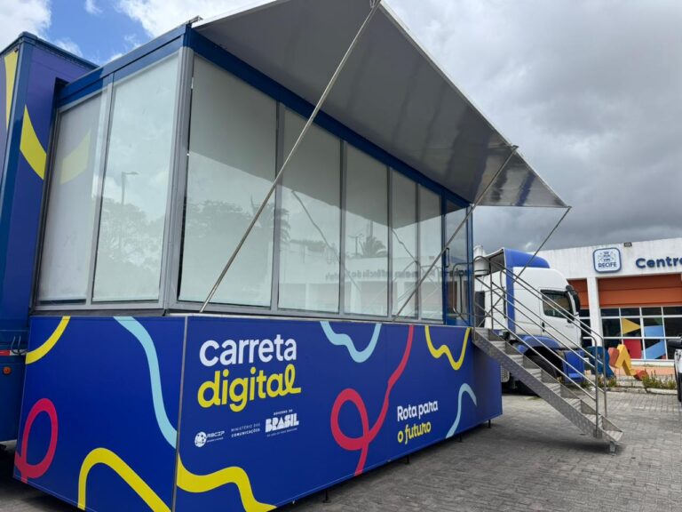 Cursos Gratuitos em Tecnologia: Parceria entre Prefeitura e Governo Federal Cursos Gratuitos em Tecnologia: Parceria entre Prefeitura e Governo Federal