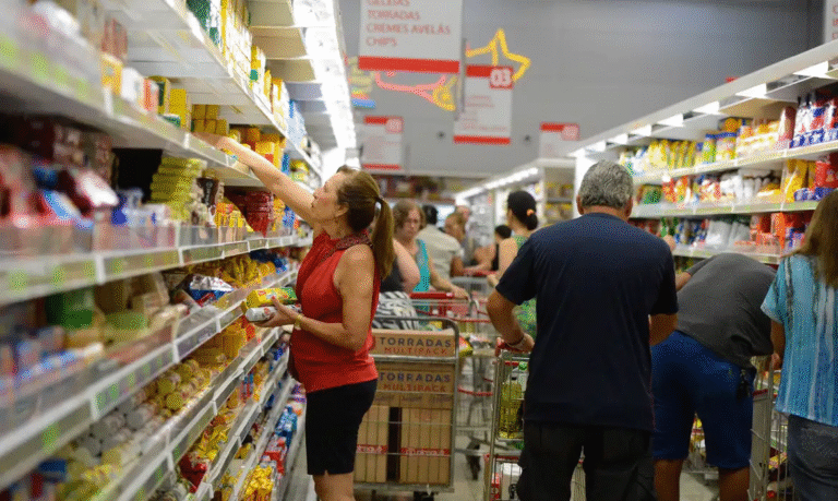 Inflação de dezembro no Recife supera média nacional impulsionada por alimentos e vestuário Inflação de dezembro no Recife supera média nacional impulsionada por alimentos e vestuário