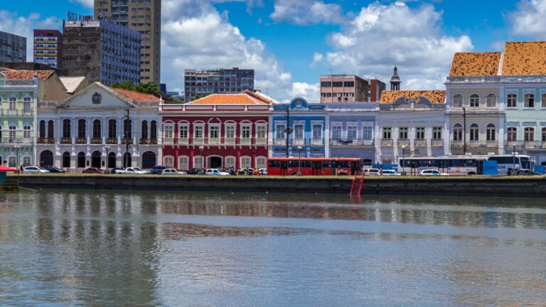 Recife: A Capital Pernambucana Que Une Rios e Tecnologia em 2026 Recife: A Capital Pernambucana Que Une Rios e Tecnologia em 2026