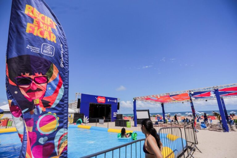 Recife Pé na Areia: Shows Imperdíveis com Raphaela Santos, Michele Andrade e Cíntia Barros Recife Pé na Areia: Shows Imperdíveis com Raphaela Santos, Michele Andrade e Cíntia Barros