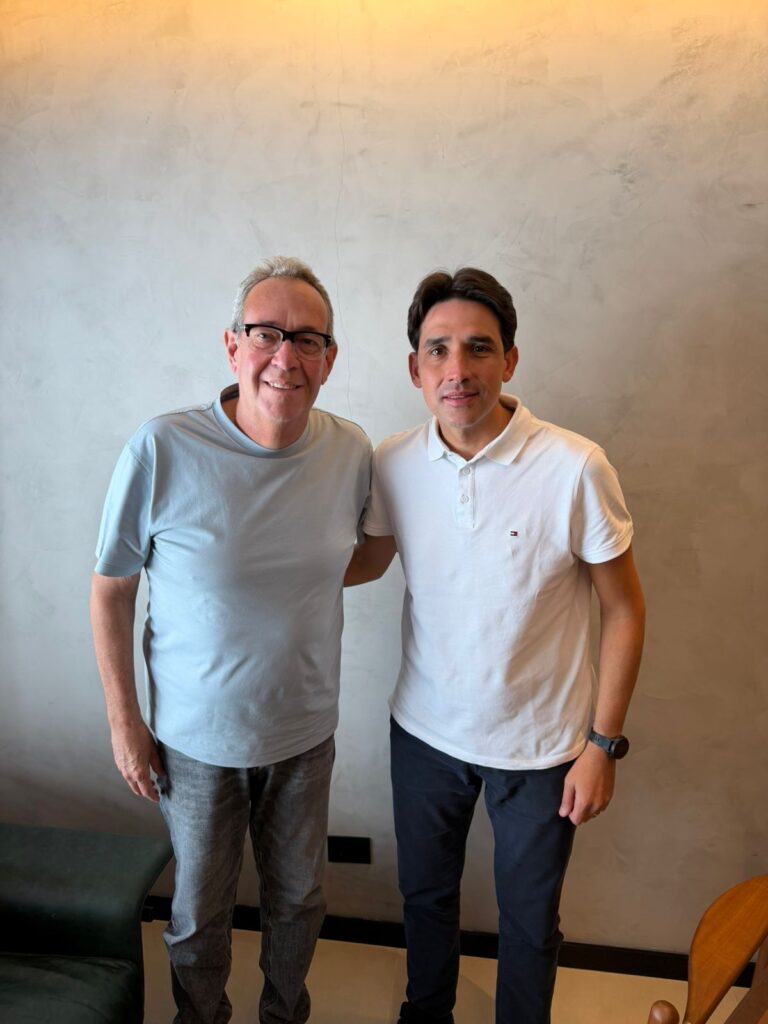 Álvaro Porto e Silvio Costa Filho Debatem Cenário Político de Pernambuco em Reunião Estratégica