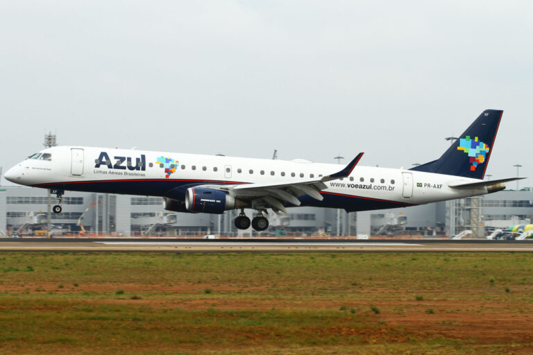 Azul Airlines Celebra 15 Anos e 9,3 Milhões de Passageiros no Galeão
