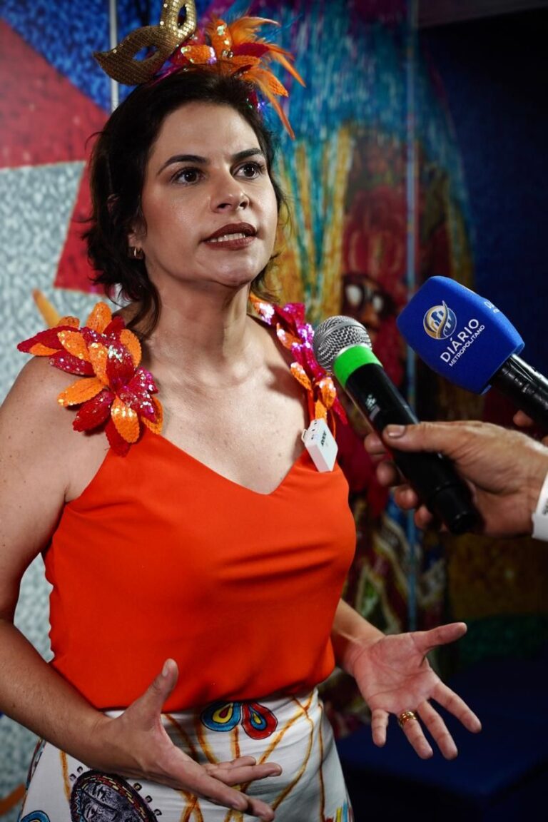 Festival Pernambuco Meu País no Carnaval Celebra Frevo e Brega em Noite Histórica no Recife Festival Pernambuco Meu País no Carnaval Celebra Frevo e Brega em Noite Histórica no Recife