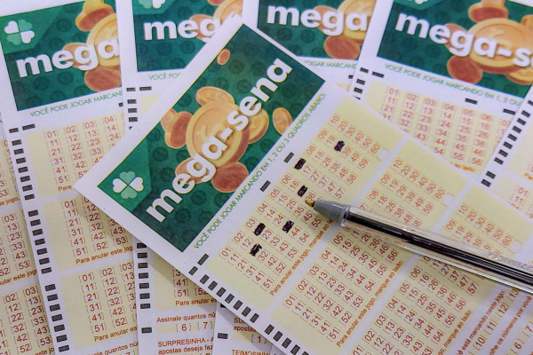 Mega-Sena Acumula e Prêmio Chega a R$ 55 Milhões; Confira as Dezenas Sorteadas Mega-Sena Acumula e Prêmio Chega a R$ 55 Milhões; Confira as Dezenas Sorteadas