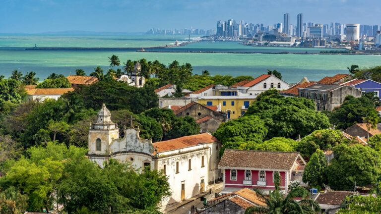 Recife Antigo: O Bairro Que Impulsiona Carreiras e Conexões Profissionais