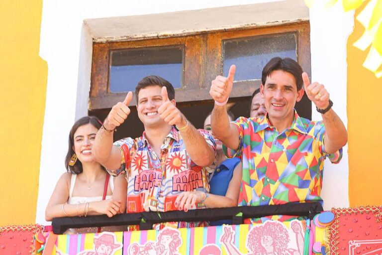 Silvio Costa Filho e João Campos Brilham no Carnaval de Olinda Silvio Costa Filho e João Campos Brilham no Carnaval de Olinda