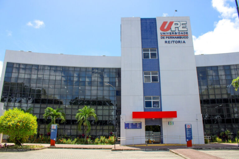 UPE Lança Seleção Simplificada com 387 Vagas para Profissionais da Saúde