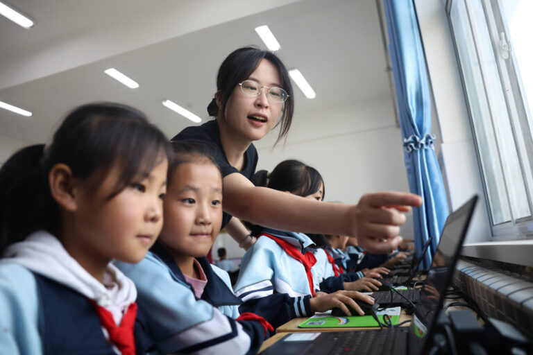 Como a Ásia Inova na Educação com Inteligência Artificial