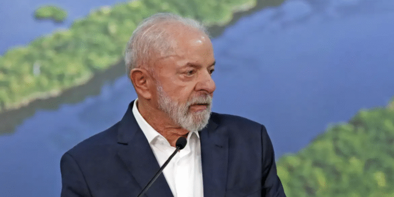 O Tempo de Lula: Análise das Estratégias e Desafios Políticos