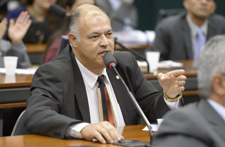Pastor Eurico Surge como Candidato ao Senado e Pode Redefinir Disputa em Pernambuco