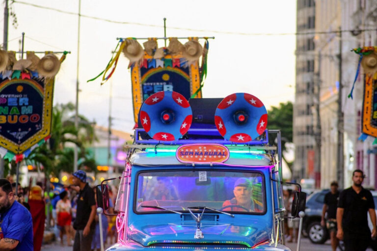 Ritmo Junino: Projeto Perambulando Leva As Festividades às Ruas do Recife Antigo