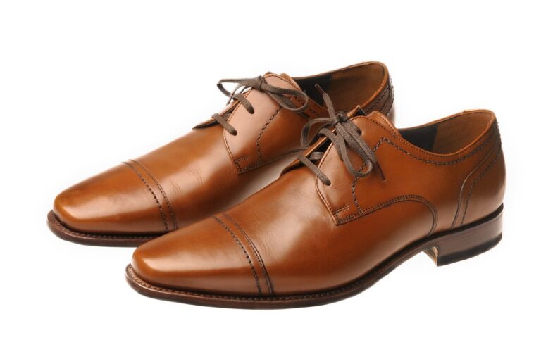 Tendências de Moda Masculina: Sapatos Vintage de 1990 em Alta para 2026