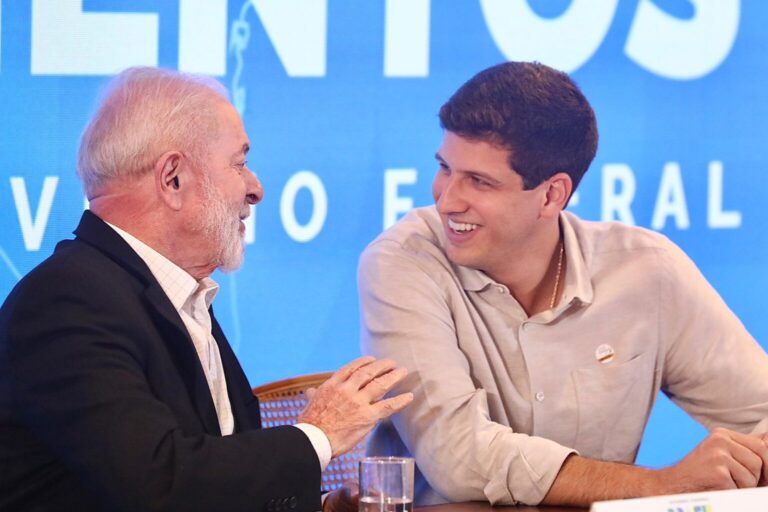 Uma Campanha Nacionalizada: Interferências do PT e PSB em Pernambuco