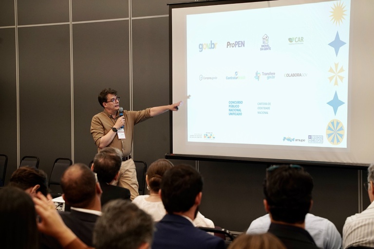 MGI Apresenta Inovações em Gestão Pública no 9º Congresso Pernambucano de Municípios MGI Apresenta Inovações em Gestão Pública no 9º Congresso Pernambucano de Municípios