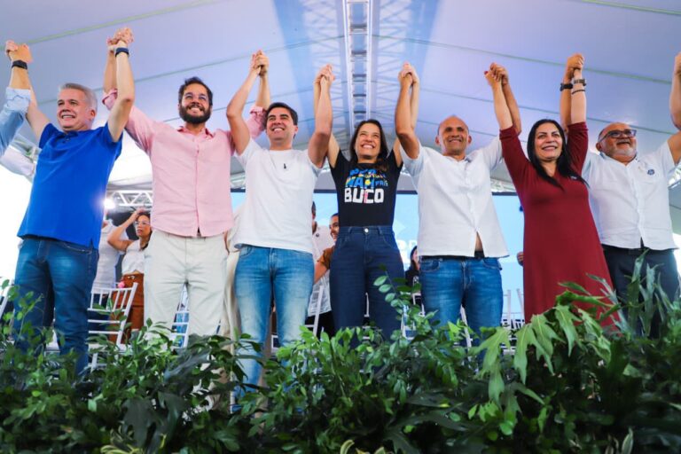 Raquel Lyra Inaugura Requalificação da PE-130 em Taquaritinga do Norte e Impulsiona Turismo Raquel Lyra Inaugura Requalificação da PE-130 em Taquaritinga do Norte e Impulsiona Turismo