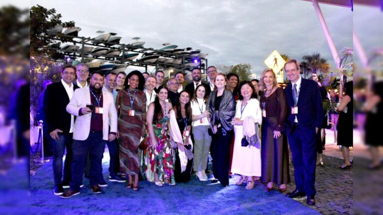 República Dominicana: Jantar de Gala Marca Encerramento do Trade Show em Miami República Dominicana: Jantar de Gala Marca Encerramento do Trade Show em Miami
