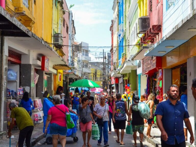 Semana Santa: O que abre e fecha no Recife e Região Metropolitana Semana Santa: O que abre e fecha no Recife e Região Metropolitana