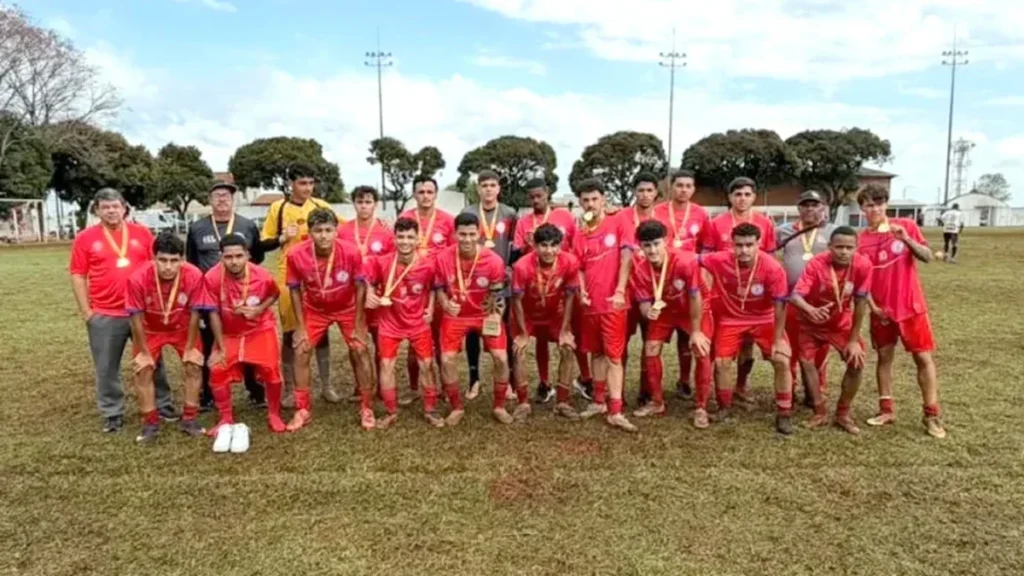 Londrina domina chave Ouro no Paraná Bom de Bola com campanha invicta
