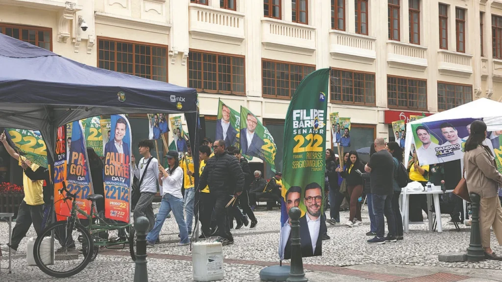 Campanha no Paraná Avança para a Decisão Final com Debate e Pesquisas Decisivas Campanha no Paraná Avança para a Decisão Final com Debate e Pesquisas Decisivas