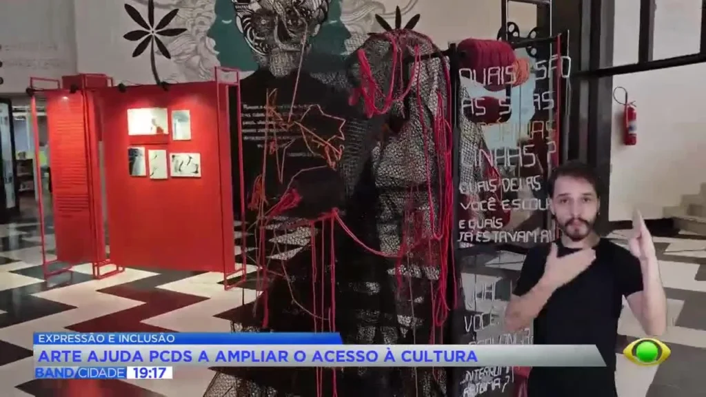 Curitiba amplia acesso à arte com exposição inclusiva e ações no MON